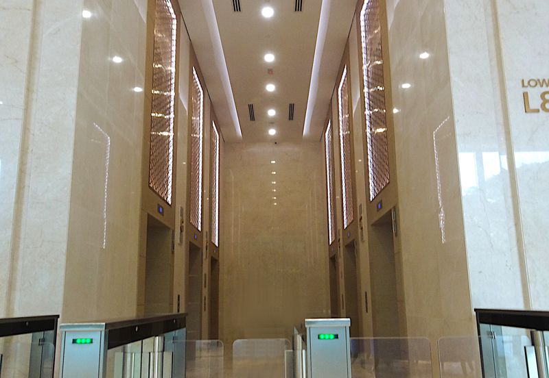 Plaza Conlay, Jalan Conlay