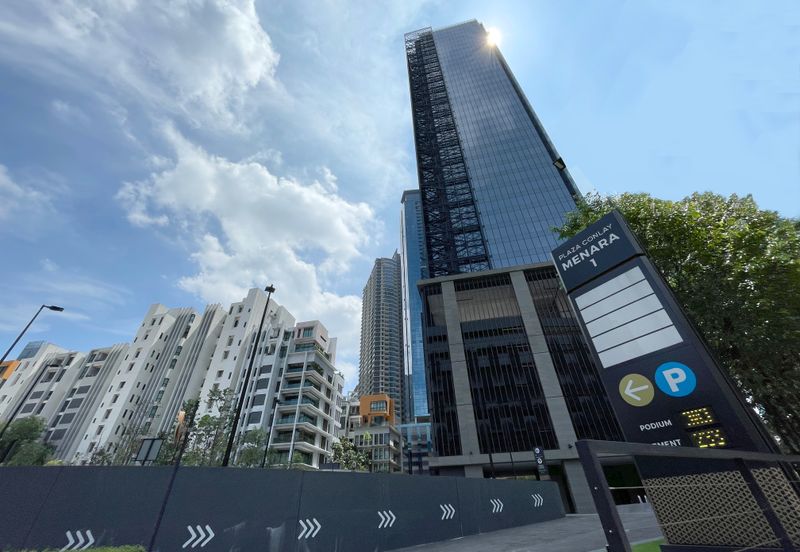 Plaza Conlay, Jalan Conlay