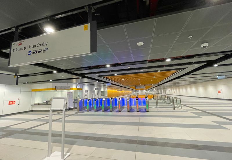 Plaza Conlay, Jalan Conlay