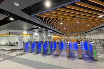 Plaza Conlay, Jalan Conlay