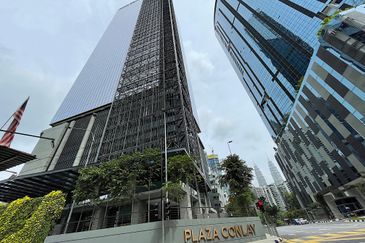 Plaza Conlay, Jalan Conlay