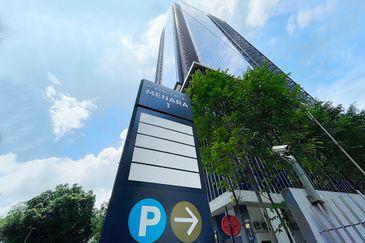 Plaza Conlay, Jalan Conlay