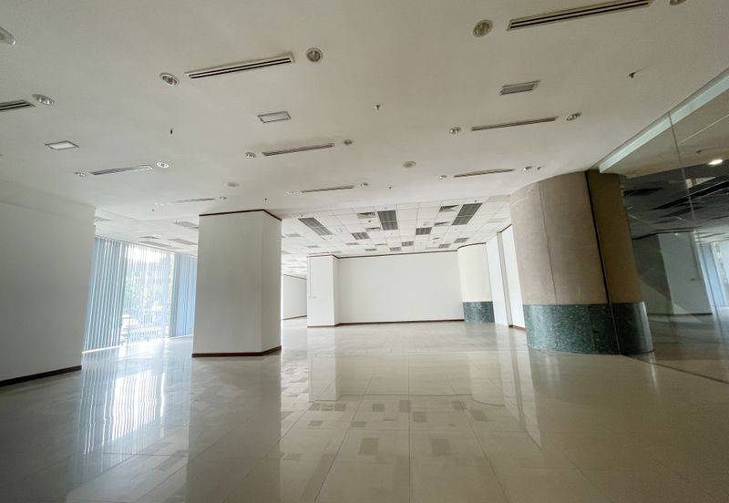 Menara Raja Laut (Menara Eon Bank)