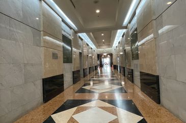 Menara Raja Laut (Menara Eon Bank)