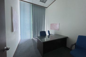 Menara Raja Laut (Menara Eon Bank)