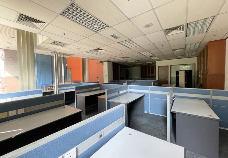 Menara Raja Laut (Menara Eon Bank)