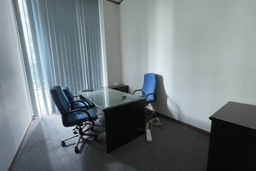 Menara Raja Laut (Menara Eon Bank)