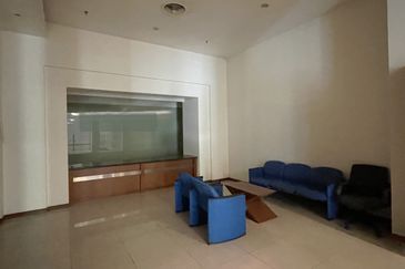 Menara Raja Laut (Menara Eon Bank)