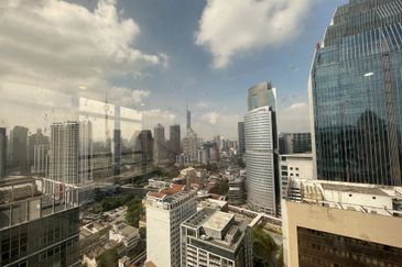 Menara Raja Laut (Menara Eon Bank)