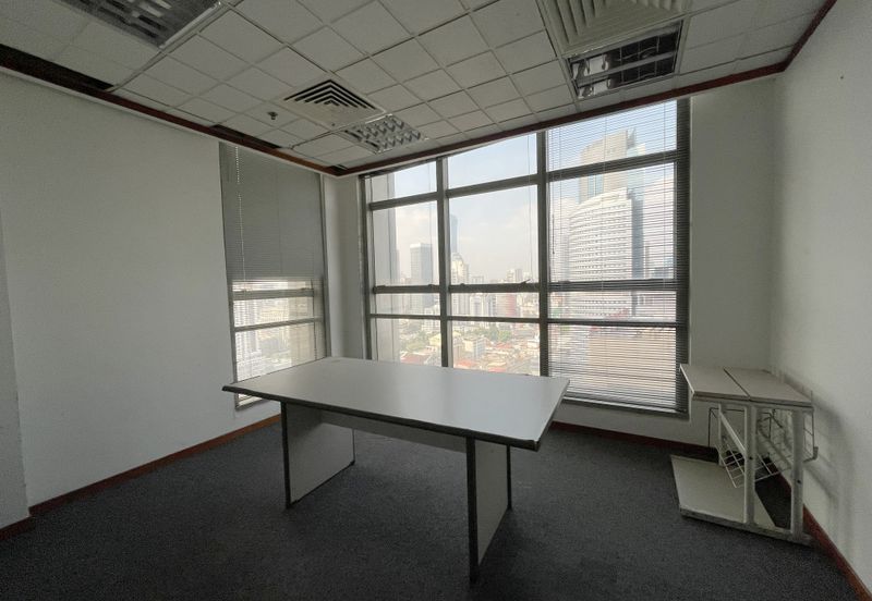 Menara Raja Laut (Menara Eon Bank)