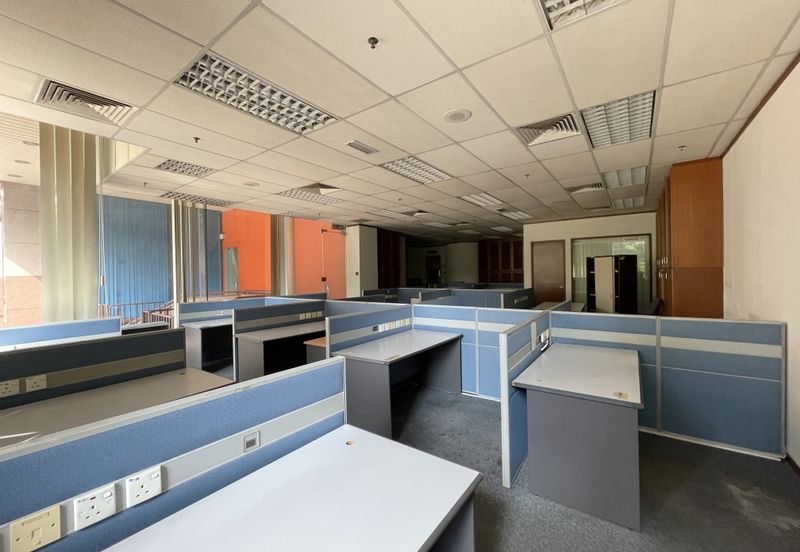 Menara Raja Laut (Menara Eon Bank)