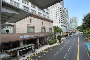 Menara Raja Laut (Menara Eon Bank)