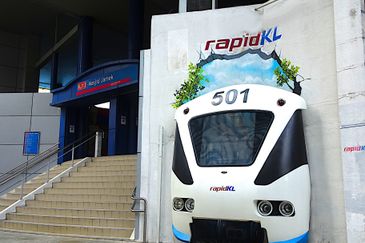 Menara Raja Laut (Menara Eon Bank)