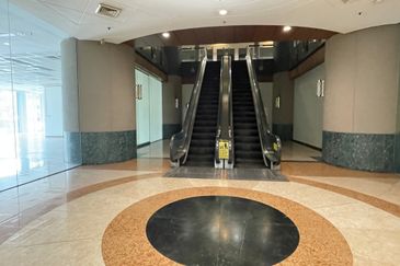 Menara Raja Laut (Menara Eon Bank)