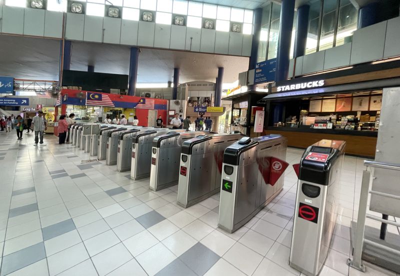 Menara Raja Laut (Menara Eon Bank)