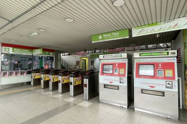 Menara Raja Laut (Menara Eon Bank)