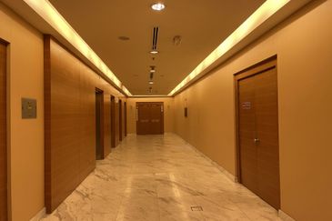 Menara Raja Laut (Menara Eon Bank)