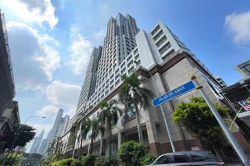 Menara Raja Laut (Menara Eon Bank)