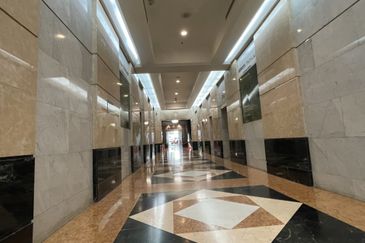 Menara Raja Laut (Menara Eon Bank)