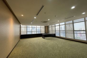 Menara Raja Laut (Menara Eon Bank)