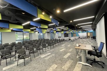 Menara HLX (formerly Menara HLA)