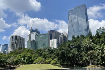 Menara HLX (formerly Menara HLA)