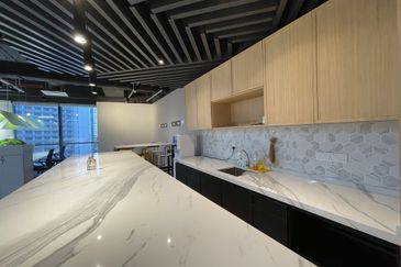 Menara HLX (formerly Menara HLA)