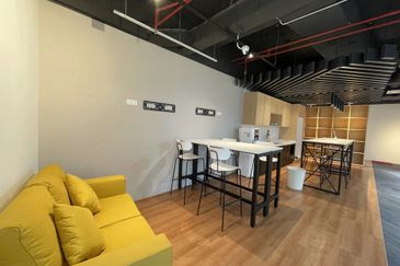 Menara HLX (formerly Menara HLA)