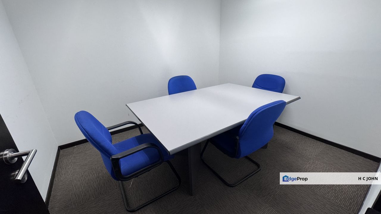 OSK KLCC Fitted and Furnished Offices within brief walking distance to major Train station, Kuala Lumpur, KLCC