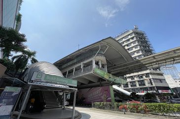 Menara AIA Sentral (formerly Menara Standard Chartered)