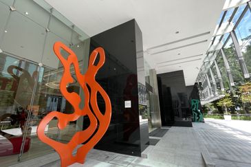 Menara AIA Sentral (formerly Menara Standard Chartered)