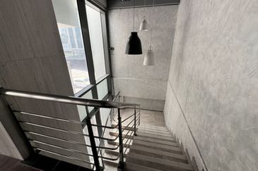 Menara AIA Sentral (formerly Menara Standard Chartered)