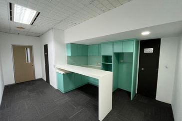 Menara HLX (formerly Menara HLA)