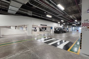 Atwater Corporate Office Tower