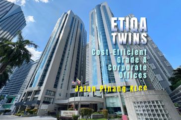 Etiqa Twins