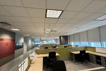 Menara HLX (formerly Menara HLA)