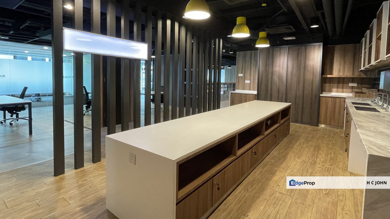 G Tower KLCC - MSC Furnished Office (200+pax) within steps to major Train connections , Kuala Lumpur, KLCC