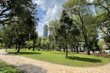 Menara HLX (formerly Menara HLA)