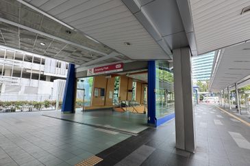 Menara HLX (formerly Menara HLA)