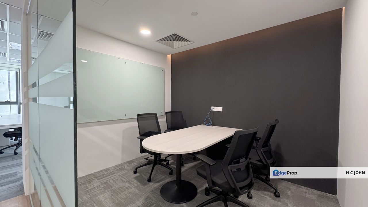 G Tower KLCC Prefit Furnished Offices (15pax and above) with easy access to major Trains, Kuala Lumpur, KLCC