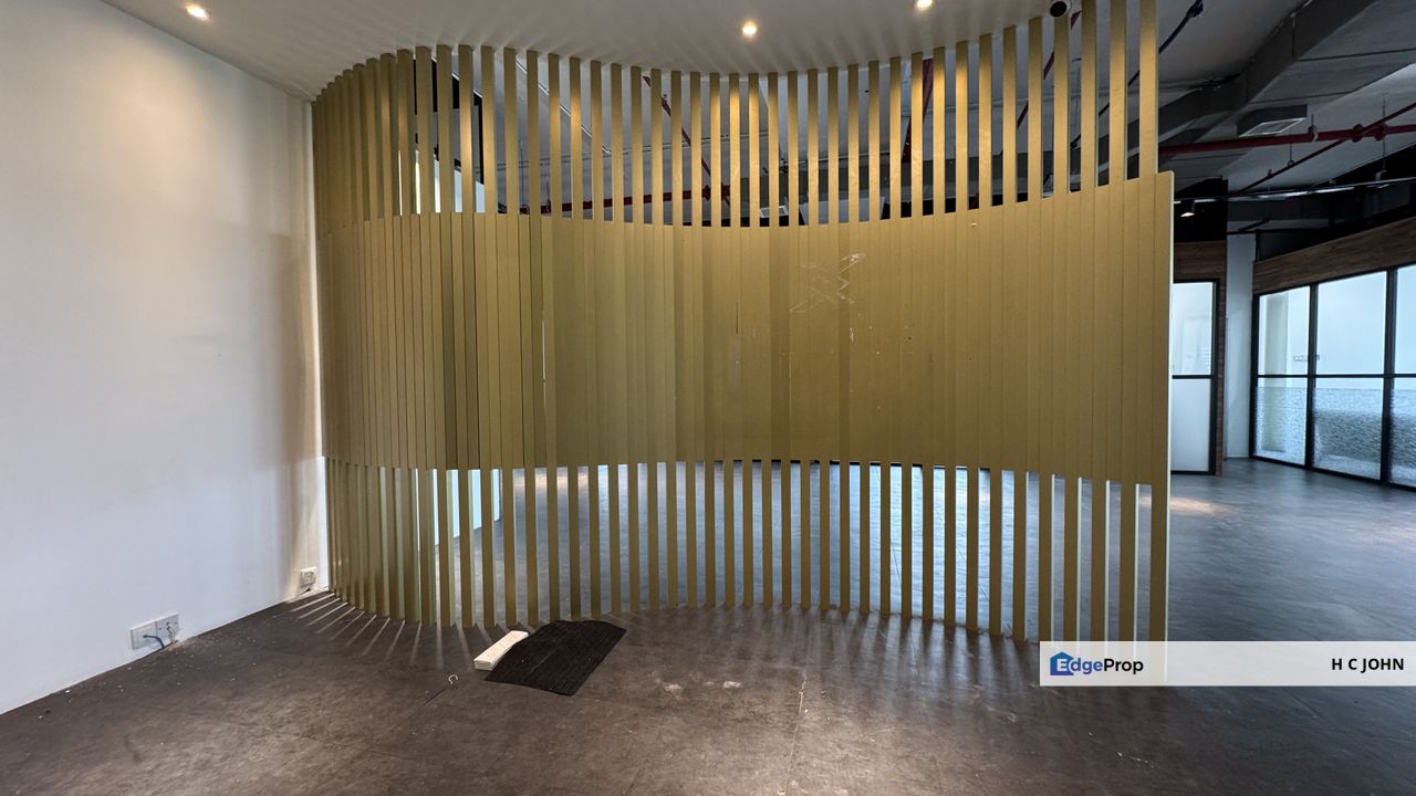 KL Eco City - The Gardens-Mid Valley City Exclusive Furnished Office, steps away to Train lines, Kuala Lumpur, Bangsar