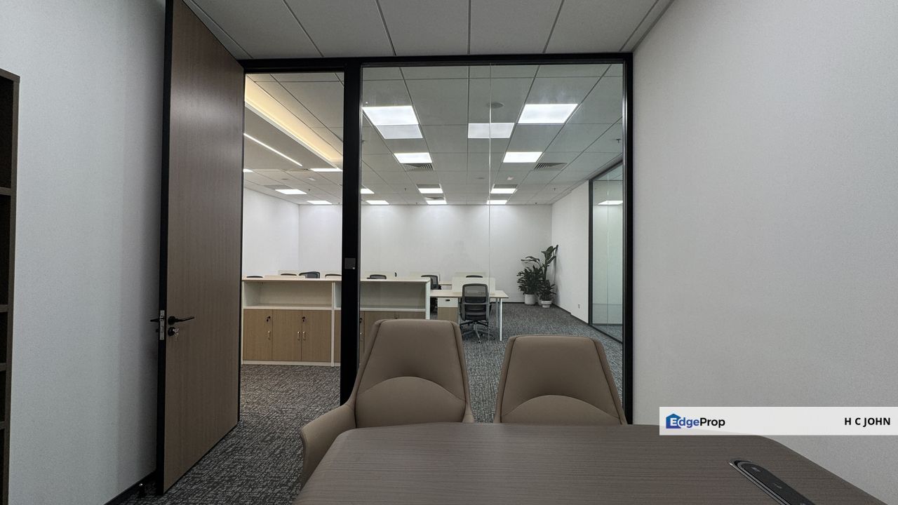 Plaza Conlay - KLCC New Executive Furnished Office Suites steps away to Trains, Kuala Lumpur, KLCC