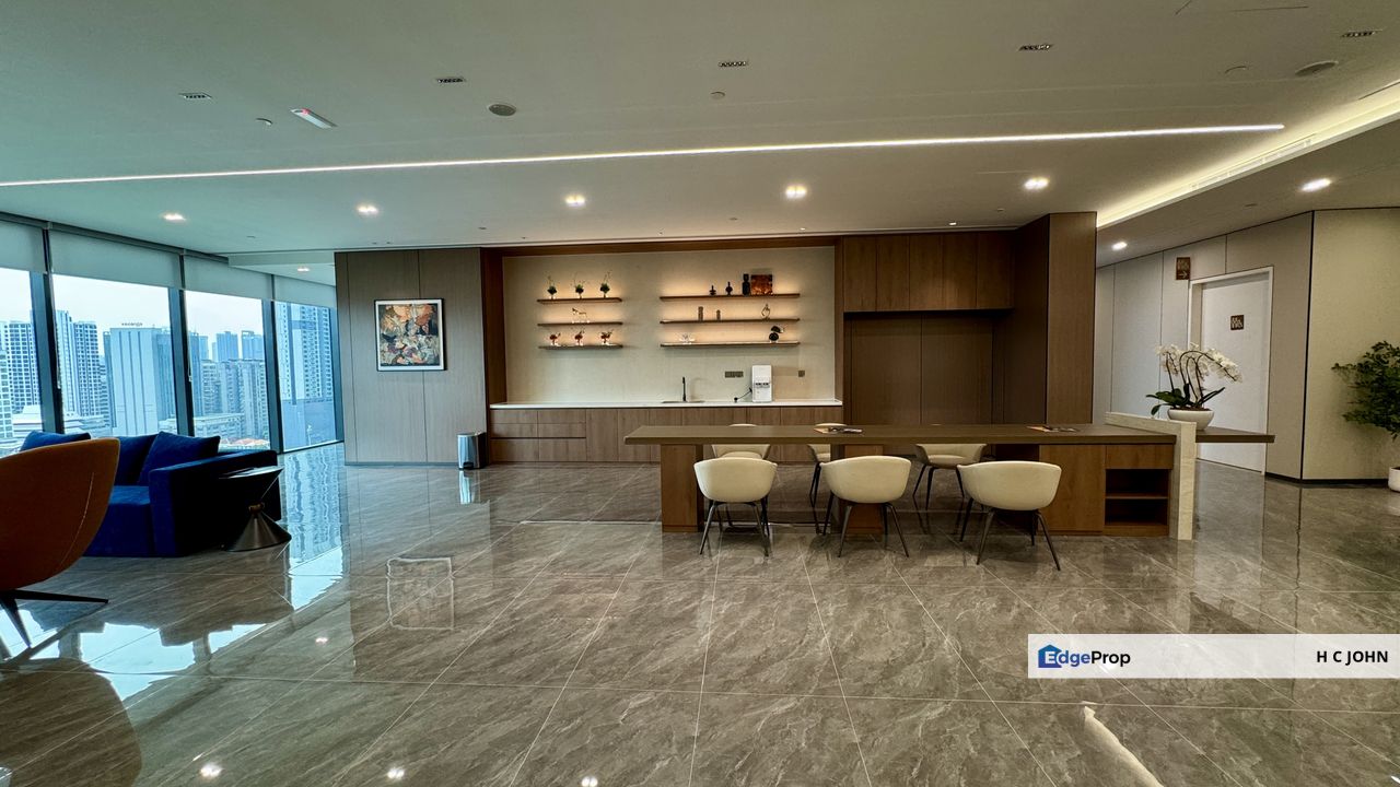 Plaza Conlay KLCC Pavilion MSC New Executive Furnished Office Suites steps away to Trains, Kuala Lumpur, KLCC