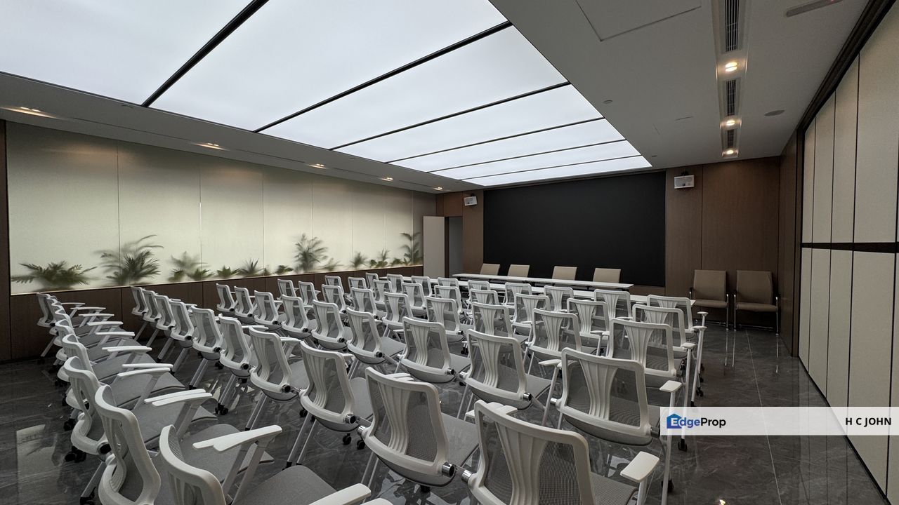 Plaza Conlay KLCC New Grade A Furnished Offices (20 pax and above), steps away to Trains, Kuala Lumpur, KLCC