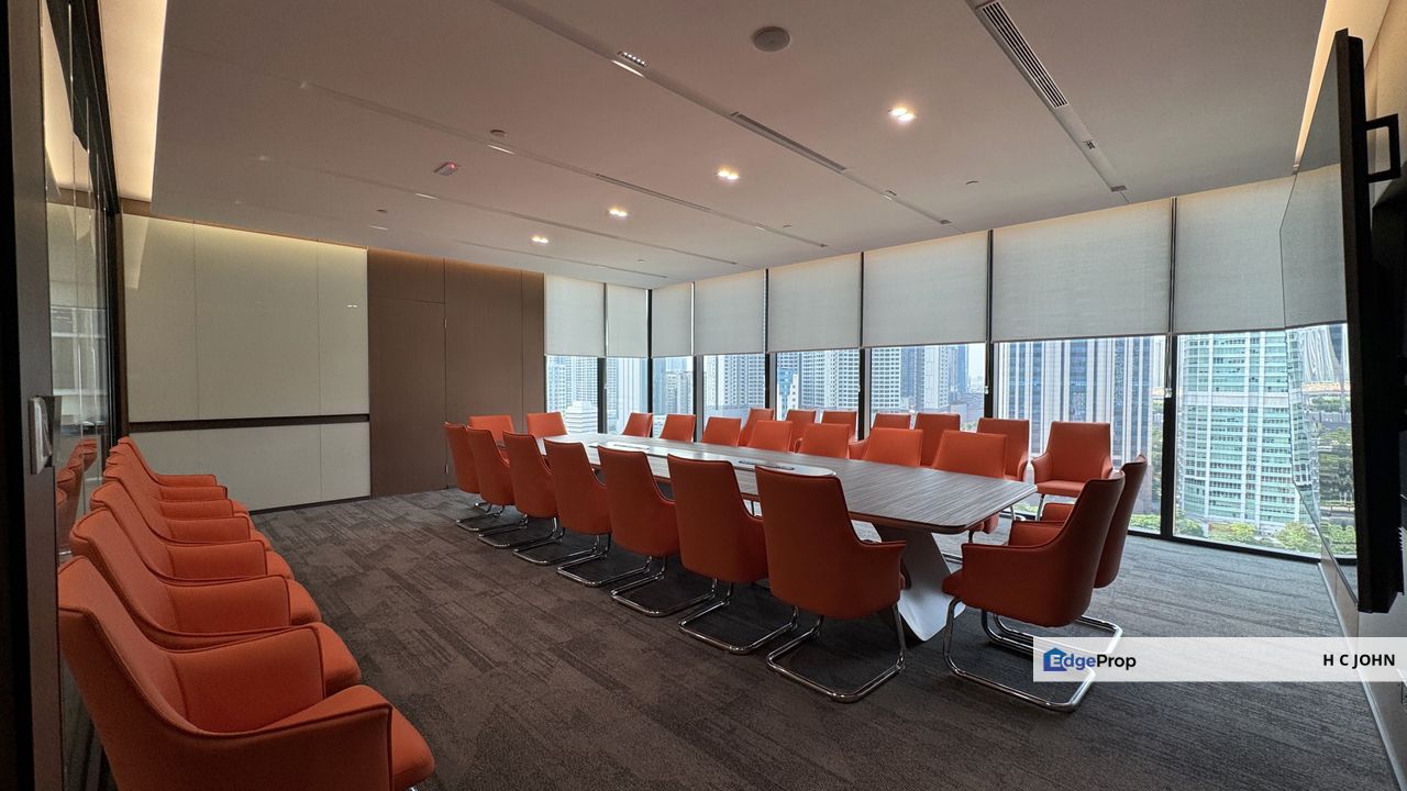 Plaza Conlay KLCC New Grade A Furnished Offices (20 pax and above), steps away to Trains, Kuala Lumpur, KLCC