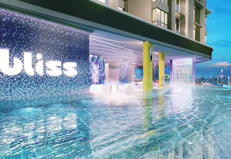 Freehold Luxury Condo 2min To Ktm Petaling OKR