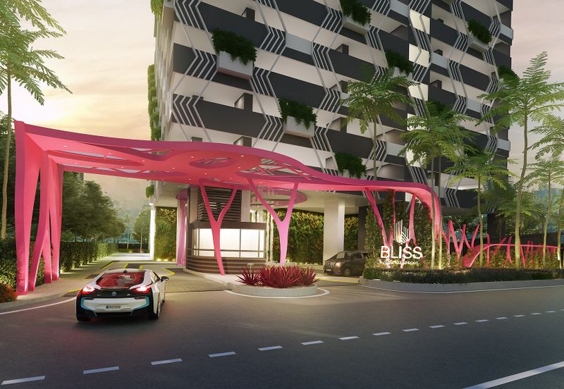 Freehold Luxury Condo 2min To Ktm Petaling OKR