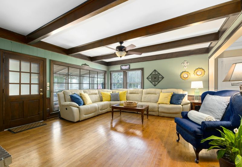 VIVO Residential Suites