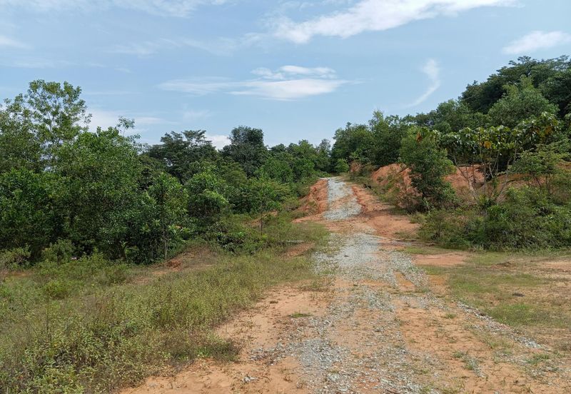 [5 MINIT BUKIT UNGGUL GOLF RESORT] Tanah Lot Banglo Kg Sungai Buah Dengkil