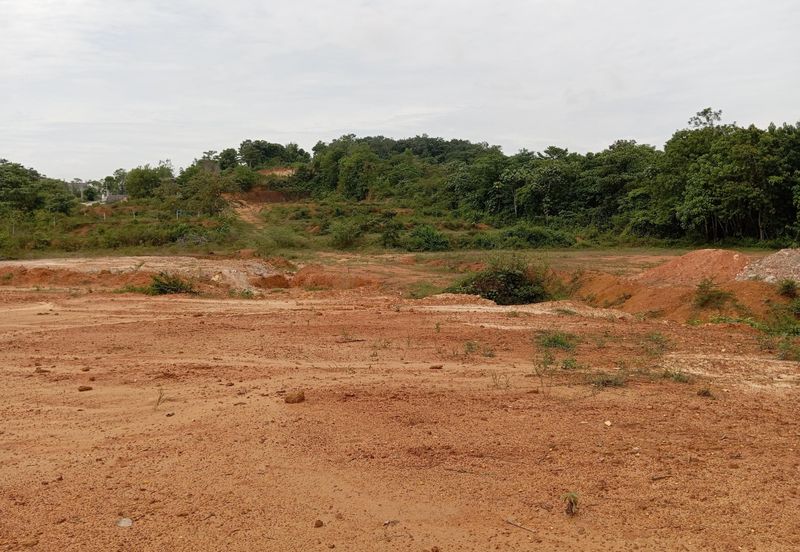 [5 MINIT BUKIT UNGGUL GOLF RESORT] Tanah Lot Banglo Kg Sungai Buah Dengkil